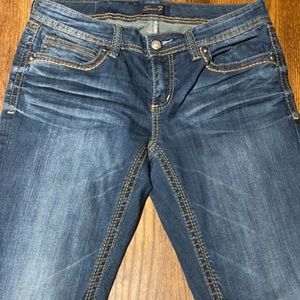 Seven Embroidered Back Pockets Jeans